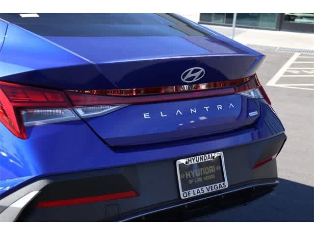 2024 hyundai elantra hev blue