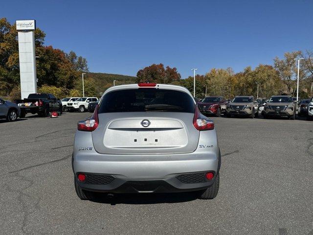 2016 nissan juke sv
