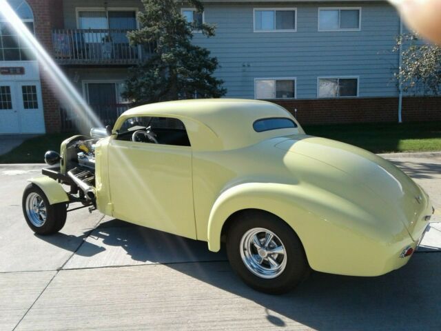 1939 pontiac mild gasser, chopped 5" all steel body,fiberglass rear fenders