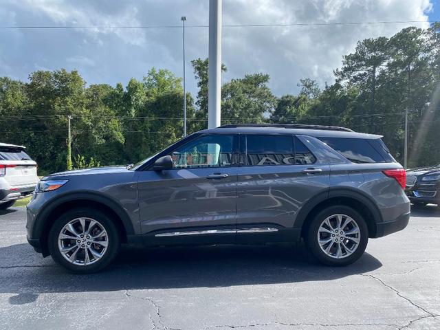 2022 ford explorer xlt