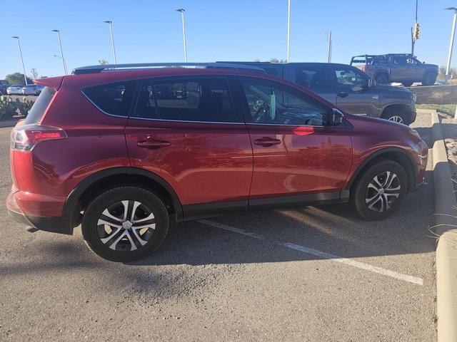 2017 toyota rav4 le