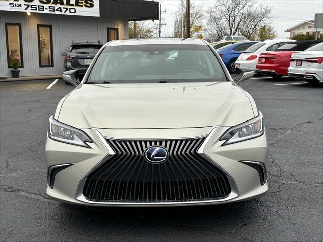 2021 lexus es 300h base