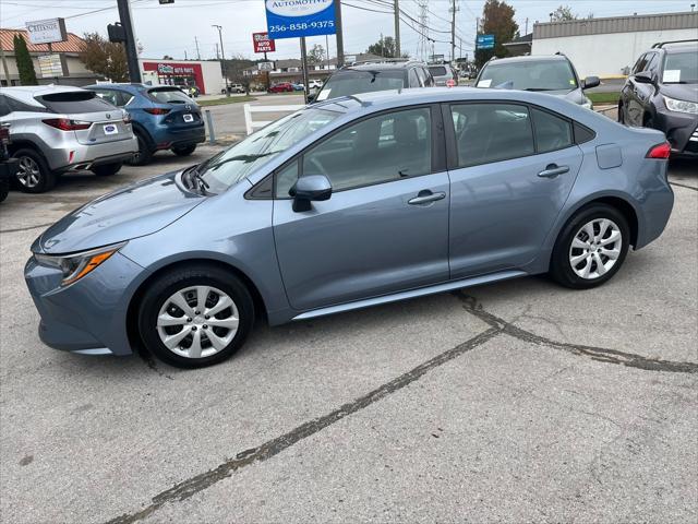 2022 toyota corolla le