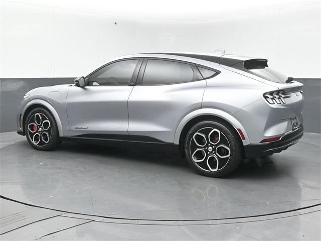 2021 ford mustang mach-e gt