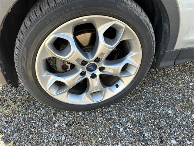 2016 ford escape titanium