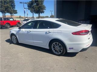 2019 Ford Fusion energi titanium