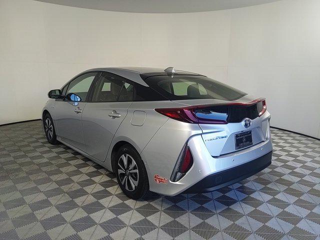 2017 toyota prius prime plus