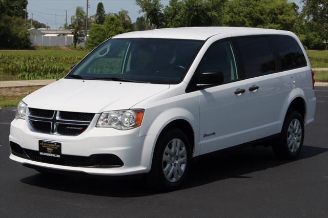 2019 dodge grand caravan se