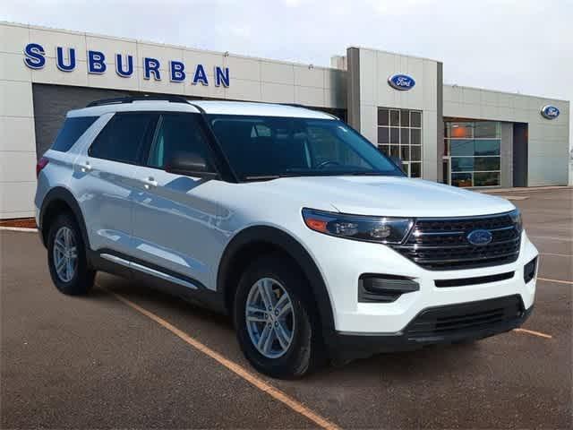 2021 ford explorer xlt