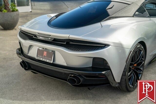 2023 mclaren gt
