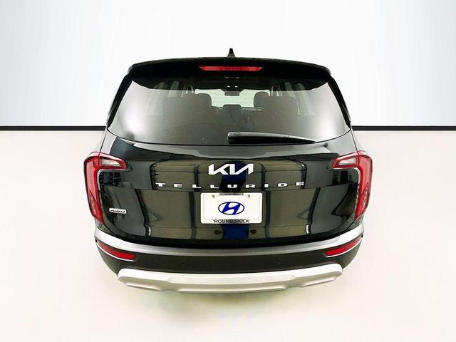 2022 kia telluride lx