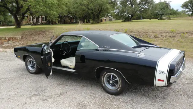 1969 dodge charger rt, 440, 4spd, black/wht, survivor