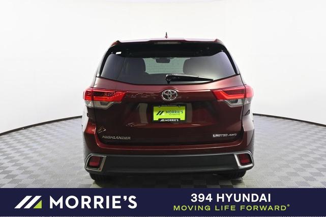 2018 toyota highlander limited