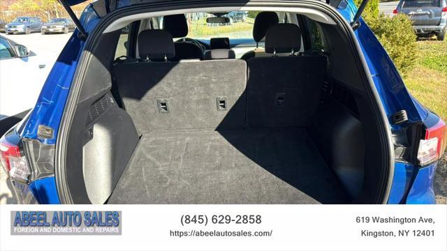 2022 ford escape se