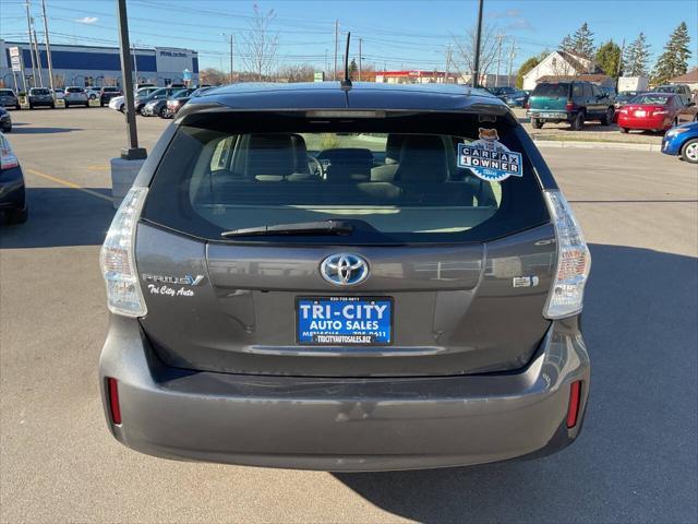 2014 toyota prius v two