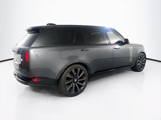 2023 land rover range rover sv