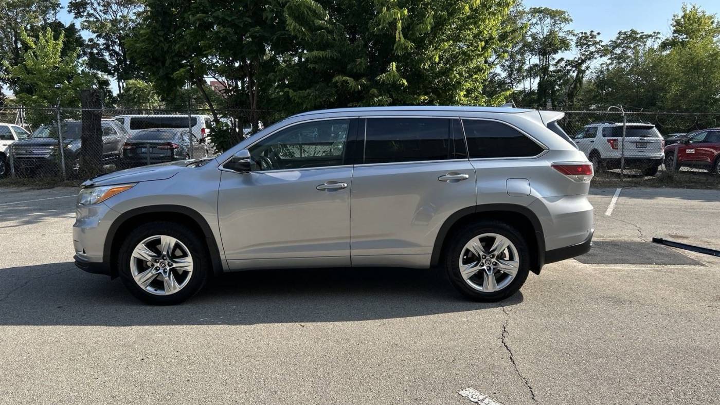 2016 toyota highlander limited