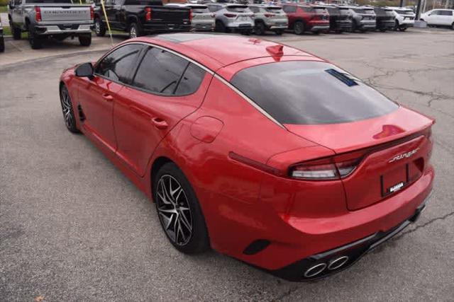 2022 kia stinger gt-line