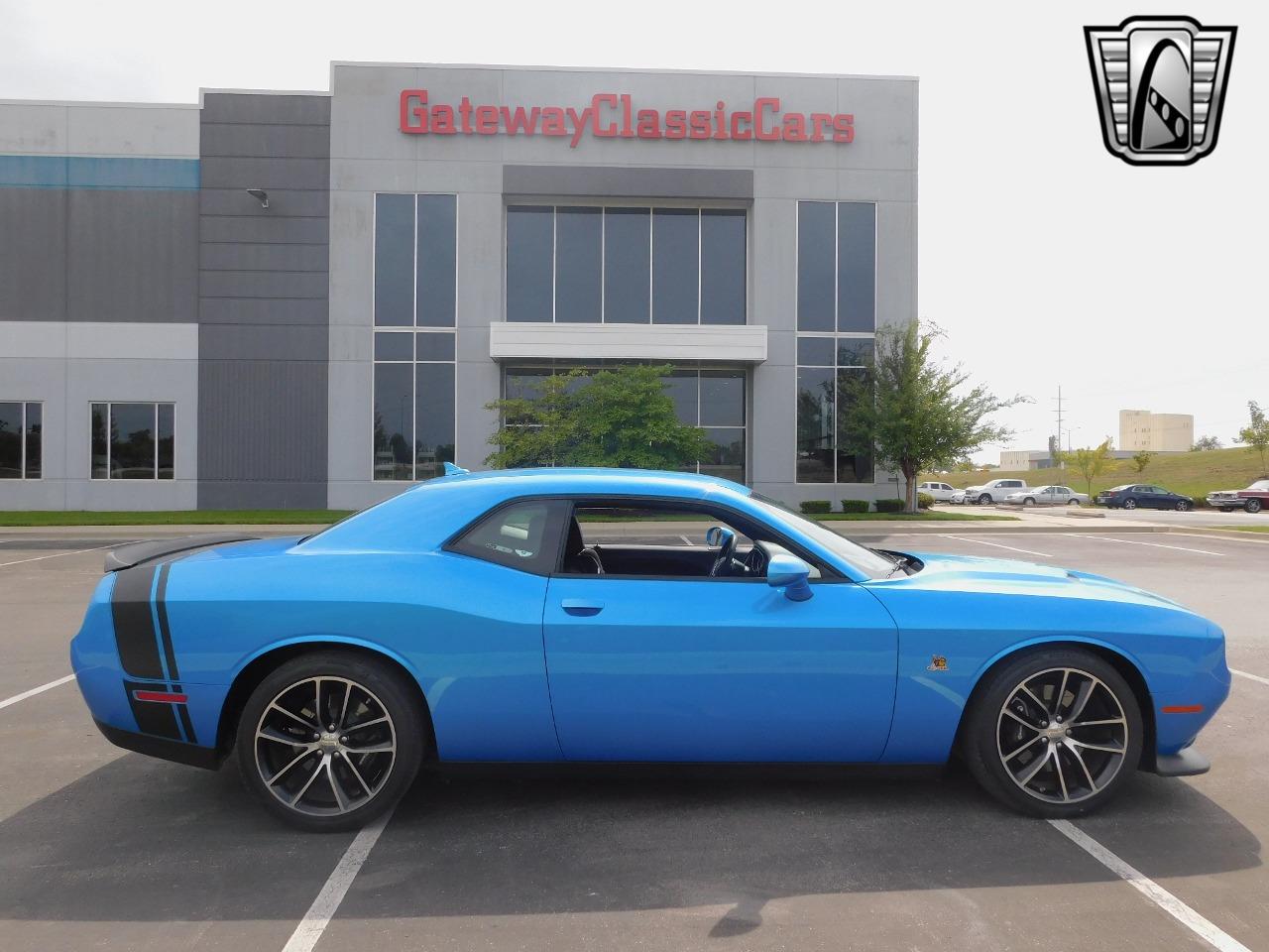 2015 dodge challenger