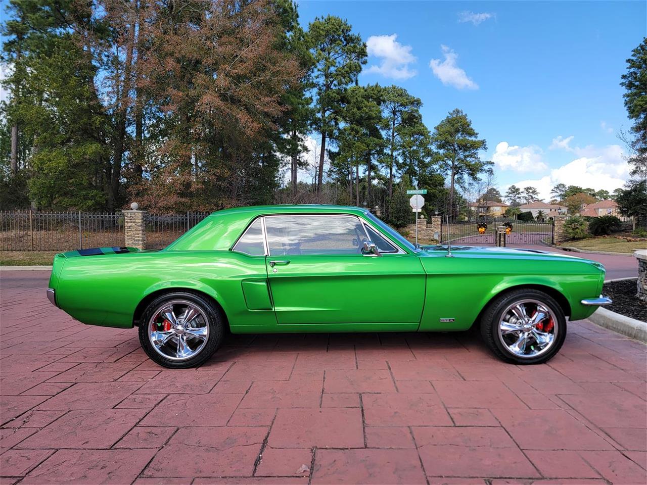 1967 ford mustang