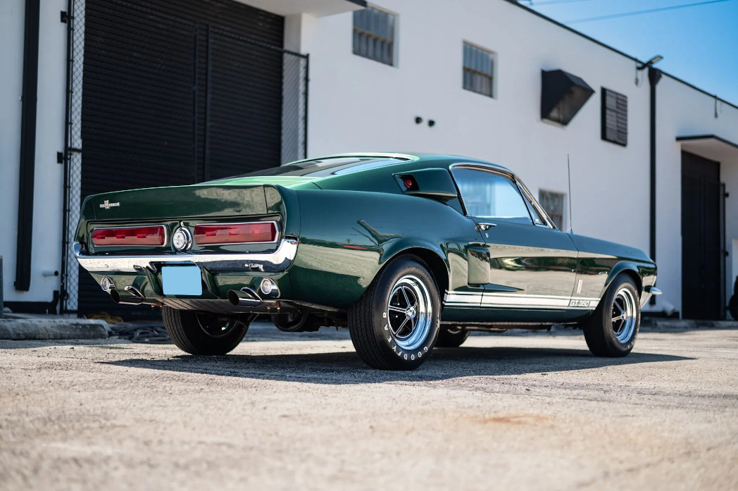 shelby mustang gt350