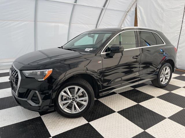 2022 audi q3 45 s line premium