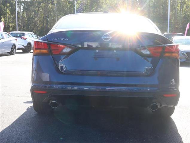 2024 nissan altima sr intelligent awd