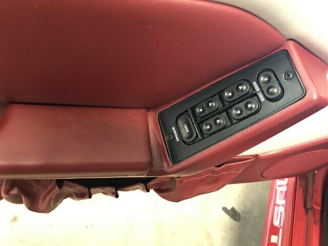1990 showroom quality mustang gt convertible must see!