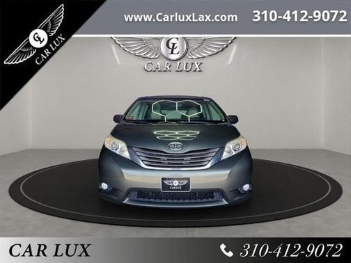 2012 toyota sienna