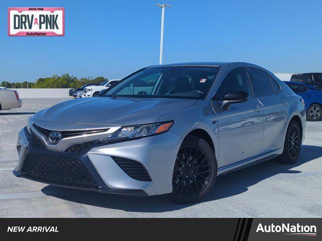 2019 toyota camry se
