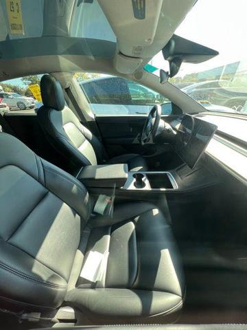 2022 tesla model y performance dual motor all-wheel drive