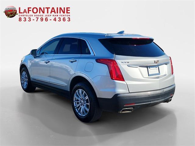 2017 cadillac xt5 base