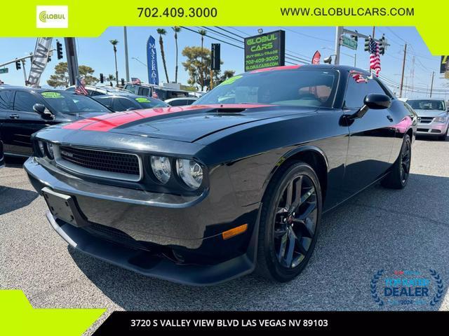 2014 dodge challenger sxt