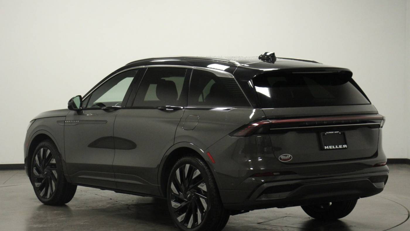 2024 lincoln nautilus black label