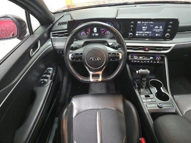 2021 kia k5 gt-line