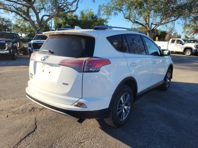 2018 toyota rav4 xle
