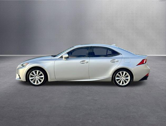 2016 lexus is 300 base
