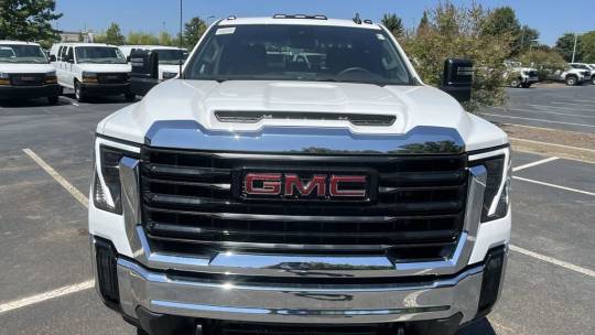 2024 GMC Sierra 2500hd pro