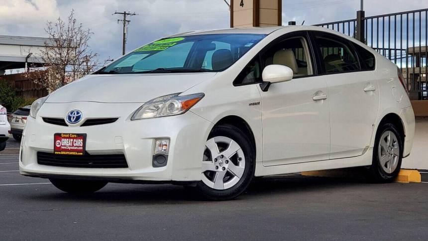 2011 toyota prius two