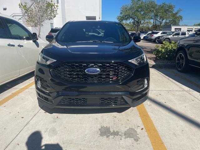 2022 ford edge st