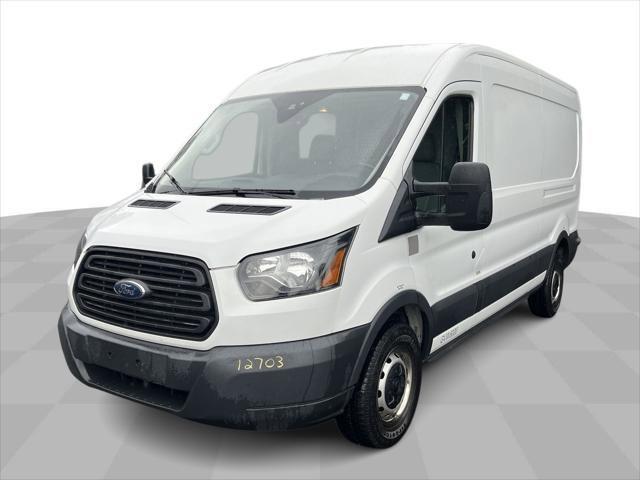 2017 ford transit-250 148 wb medium roof cargo