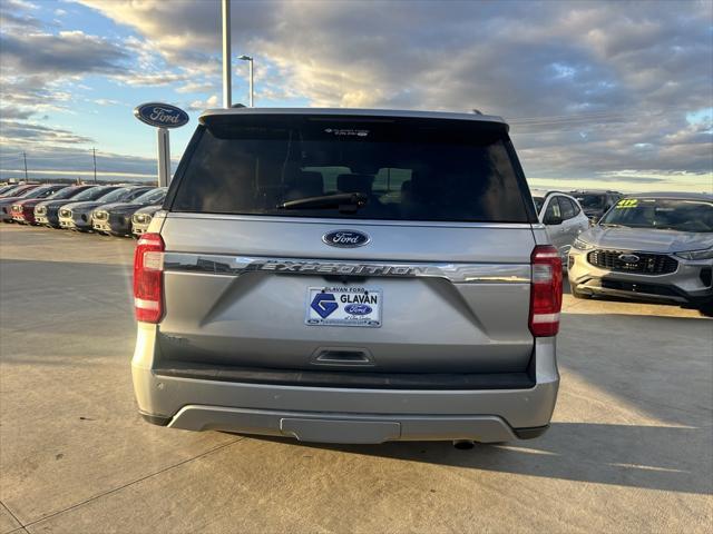 2021 ford expedition xlt