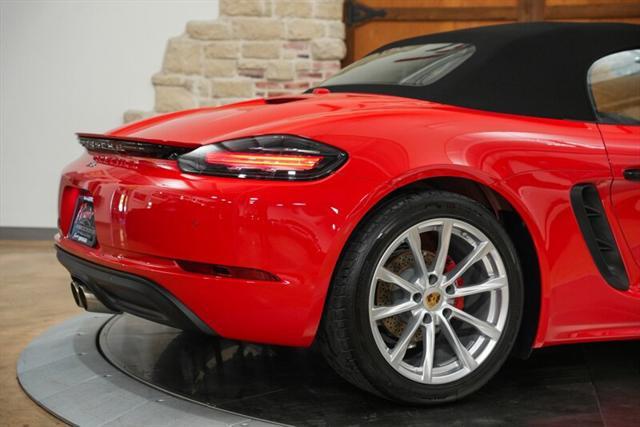 2023 porsche 718 boxster s