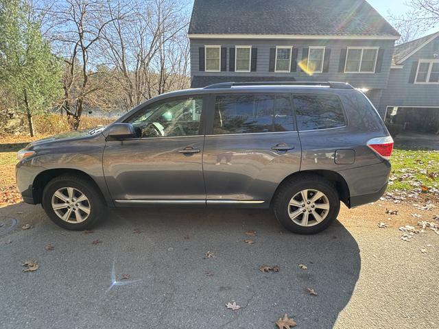 2012 toyota highlander se