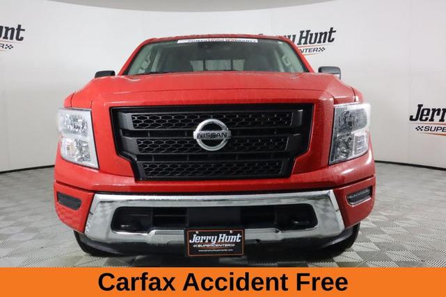 2022 nissan titan sv