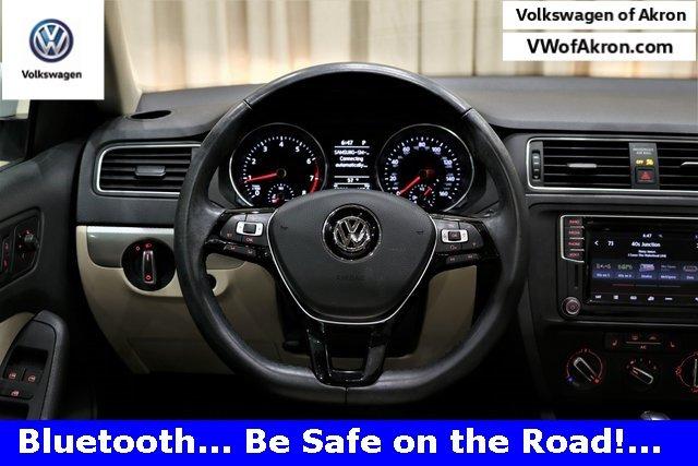 used 2017 volkswagen jetta se sedan akron, oh 44302 for sale in akron, ohio