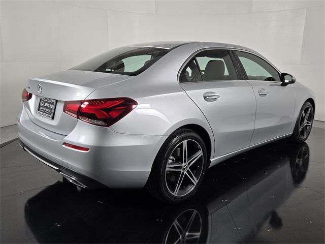 2022 mercedes-benz a-class a 220