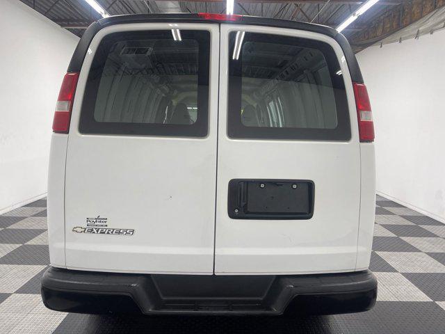 2017 chevrolet express 2500 work van