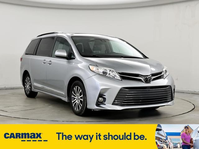 2019 toyota sienna xle premium