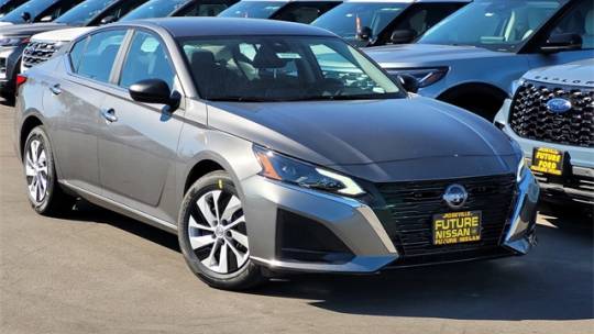 2025 Nissan Altima